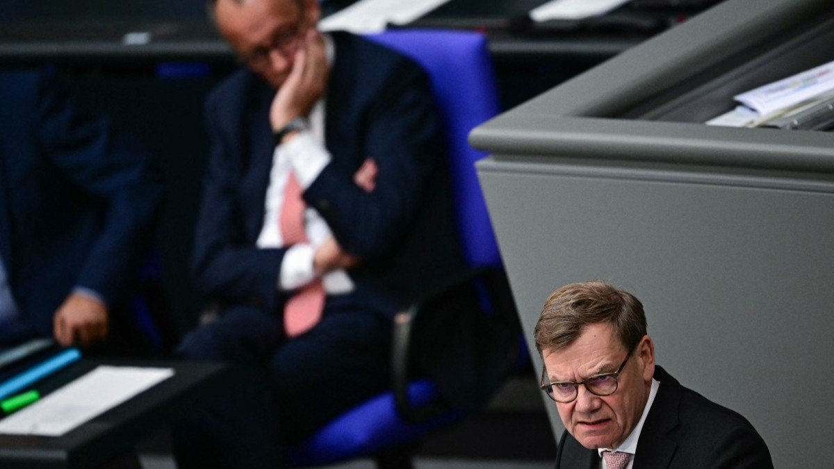 Germany’s top court orders govt to grant visas to Afghan migrants