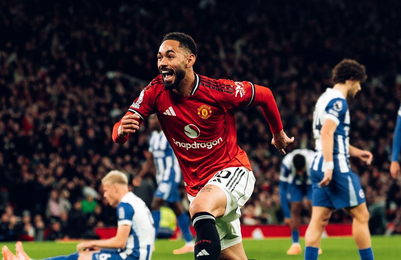 Manchester United move to top 4 with 4-2 win against Brighton