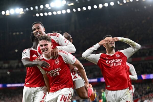 Arsenal score 4 in 13 minutes to down Atletico Madrid