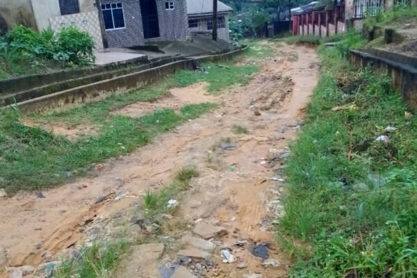 Residents urge Gov Otu, NDDC to fix deplorable Assembly of God Road in Calabar