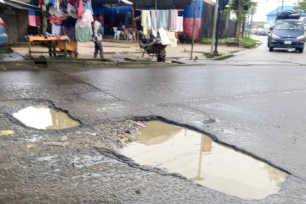 Calabar motorists decry deplorable state of Etta-Agbor road