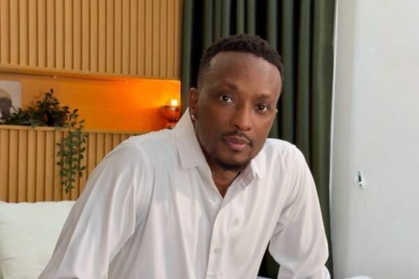 Influencer takes own life, schedules post to announce death