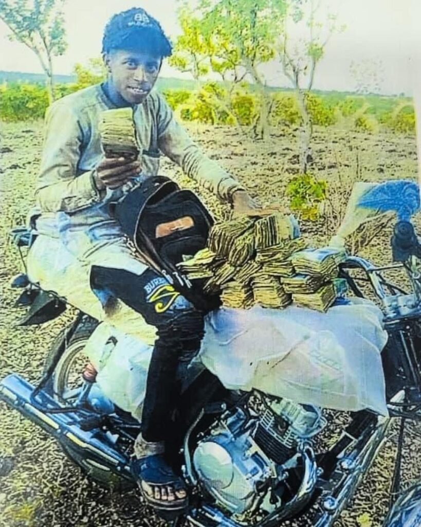 Police arrest bandits showing off guns, money on TikTok