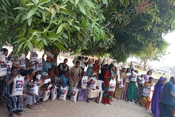 Christmas: Otu's Wife, Abang Foundation feed 100 widows in Obubra, Etung