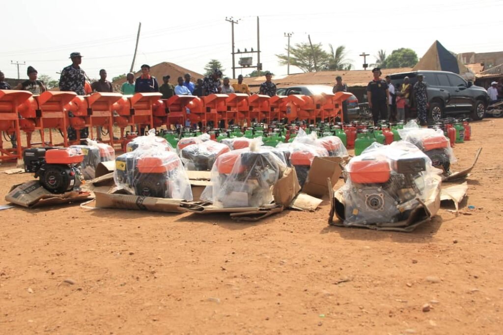 Hon. Ebokpo empowers 250 students, 55 widows, rice farmers in Obubra