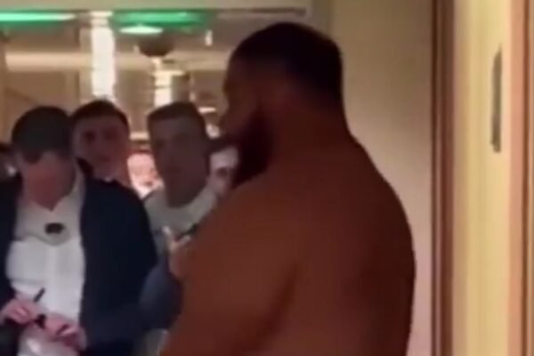 35-year-old man dies on Royal Caribbean cruise after being served 33 drinks