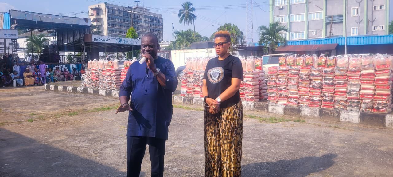 Ohanaeze Ndigbo PG feeds 2,500 widows, physically challenged, others in Cross River