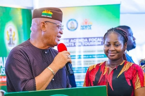 Gov Eno grants automatic employment to girl abandoned at birth