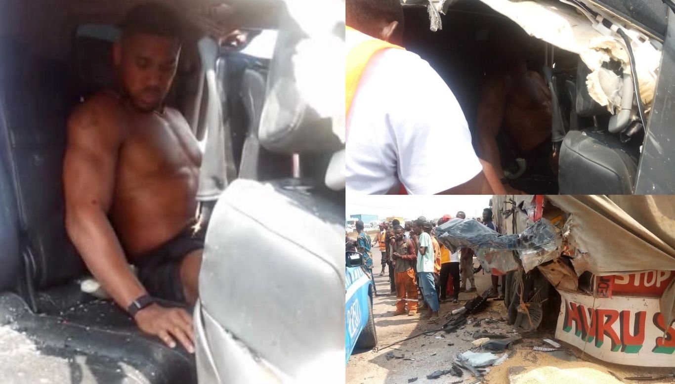 Anthony Joshua involves in road accident, 2 feared dead