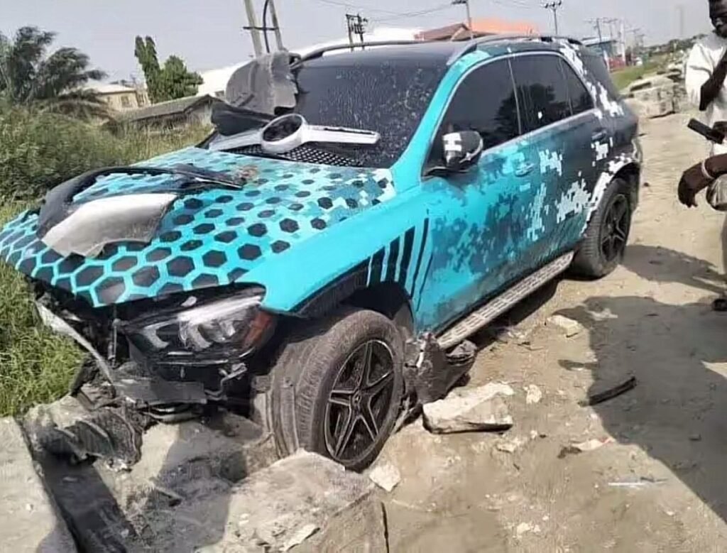 Police arrest influencer Peller over reckless driving video