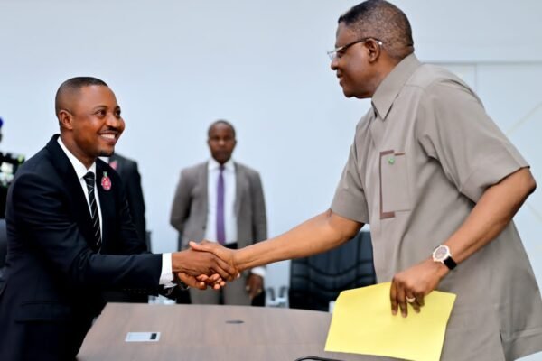 Otu swears in Egbung as Bekwarra Chairman