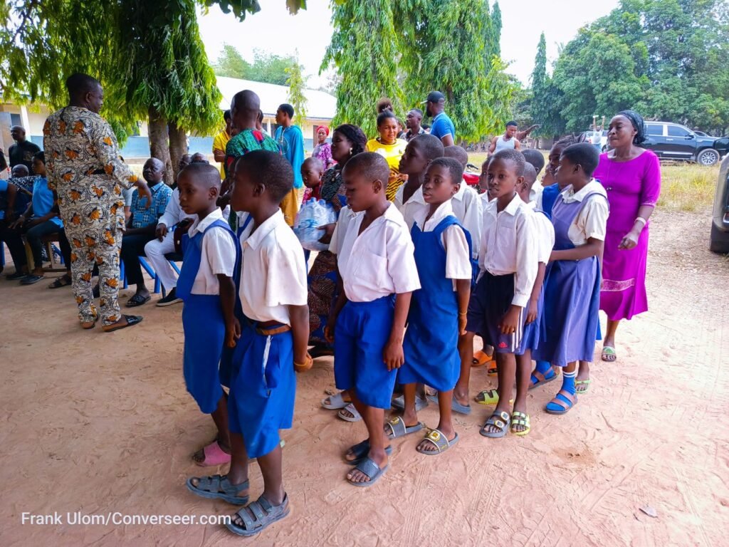 Bekwarra hails Akpanke as he commissions another project