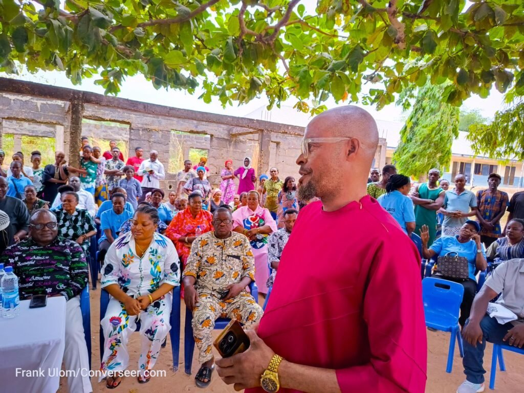 Bekwarra hails Akpanke as he commissions another project