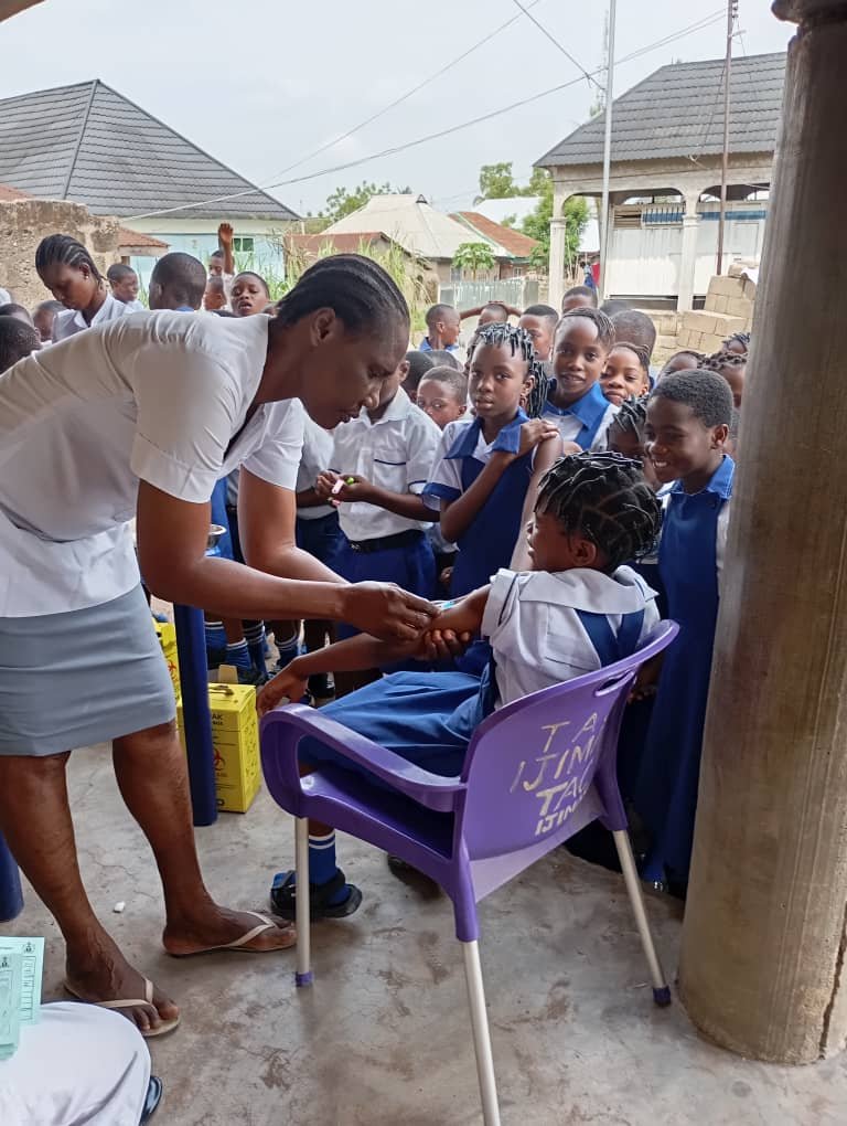 Vaccination: Ijiman PHC fortifies Apostolic Secondary Grammar School students against measles, rubella