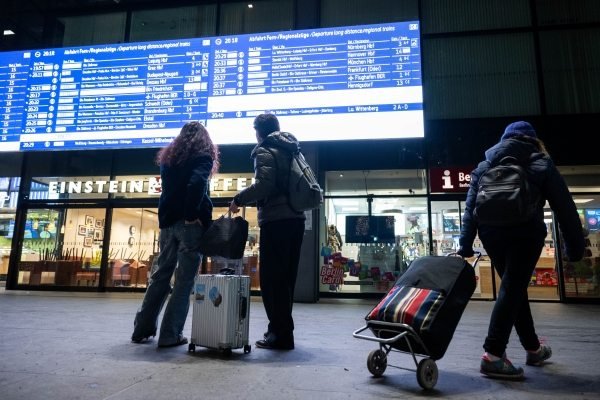 Night train to Paris