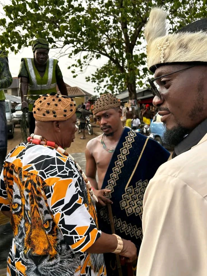 Mr Leboku attends Ikom Roundabout unveiling